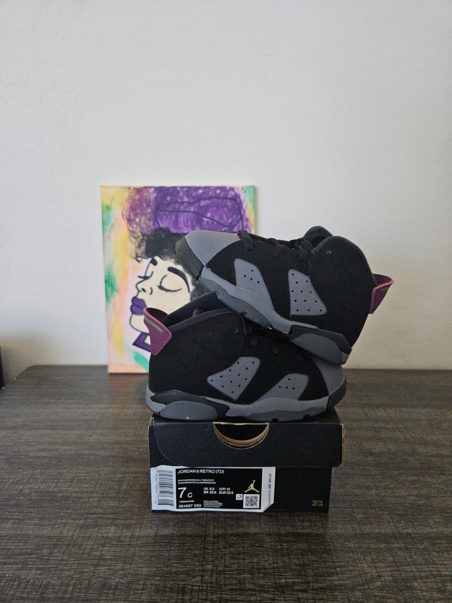 Size 7c - Kids Jordan 6's
