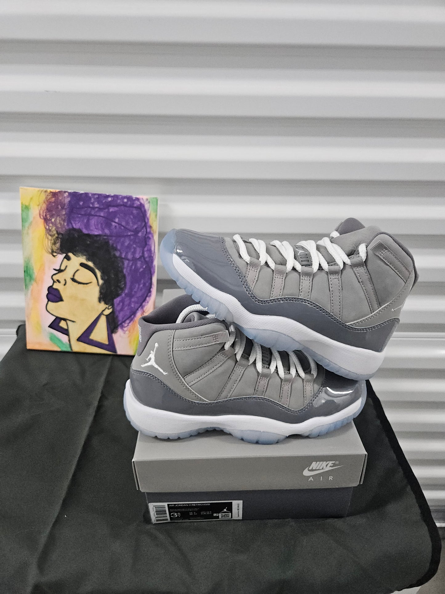 Size 3.5y - Kids Cool Grey Jordan 11's