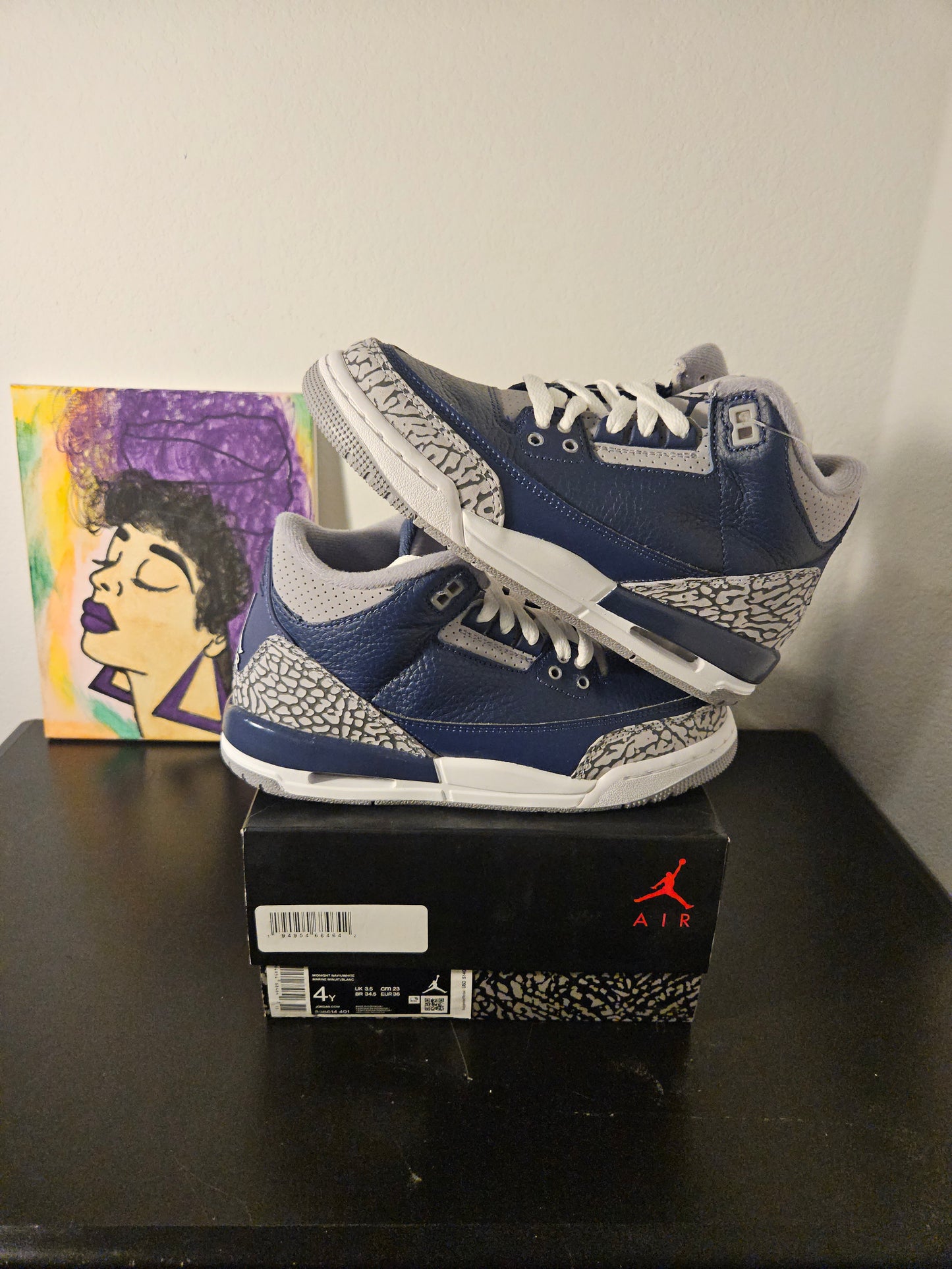 Size 4y - Youth Jordan 3's