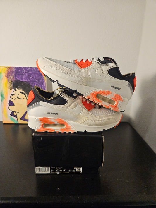 Size 5.5y - Youth Nike Airmax's