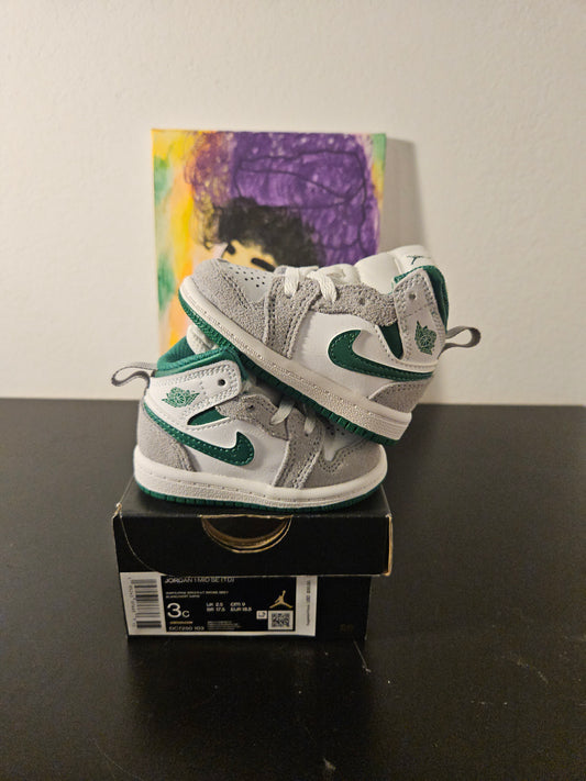 Size 3c - Kids Jordan 1's