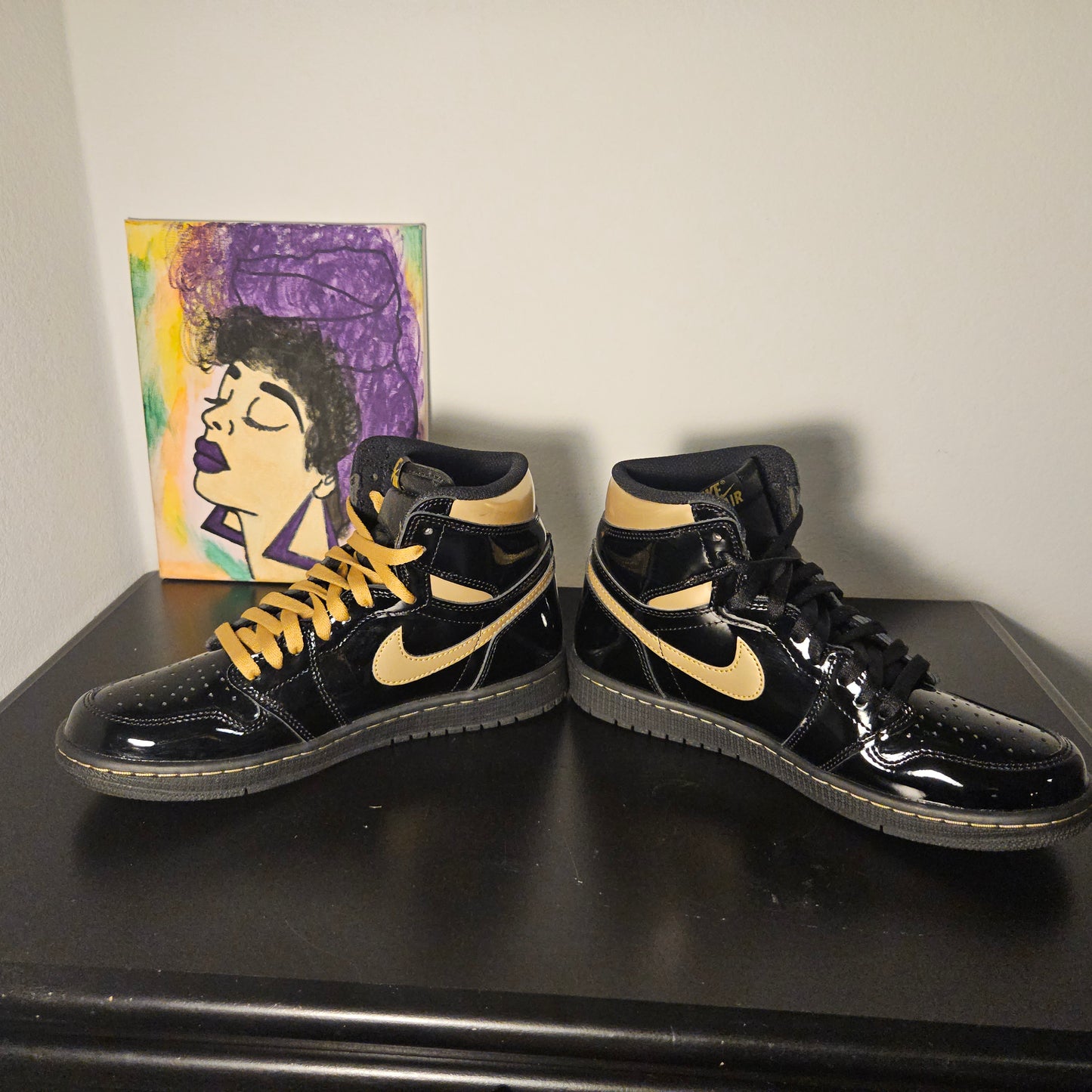 Size 8 - Metallic Gold Jordan 1's