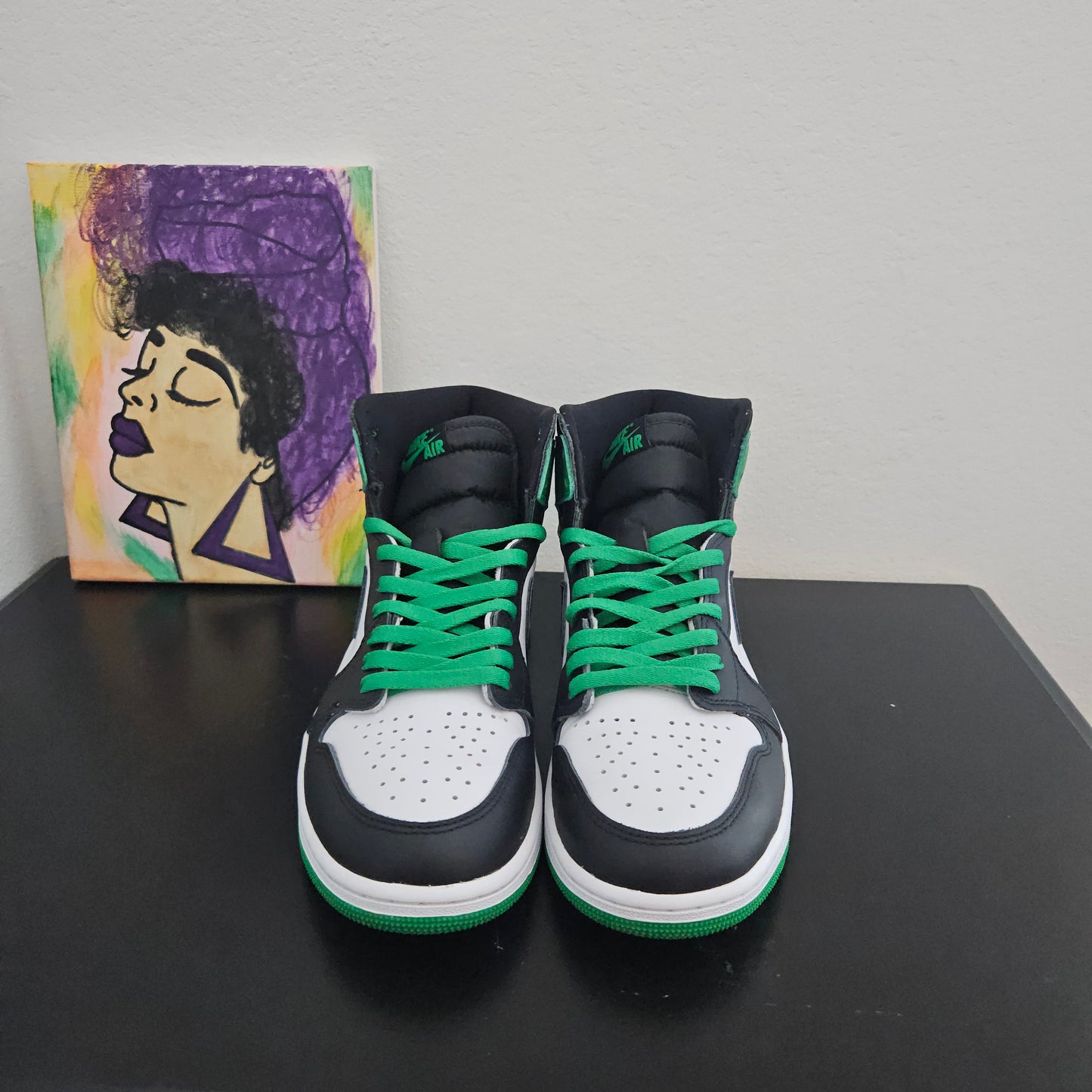 Size 9.5 - Pine Green Jordan 1's - $120