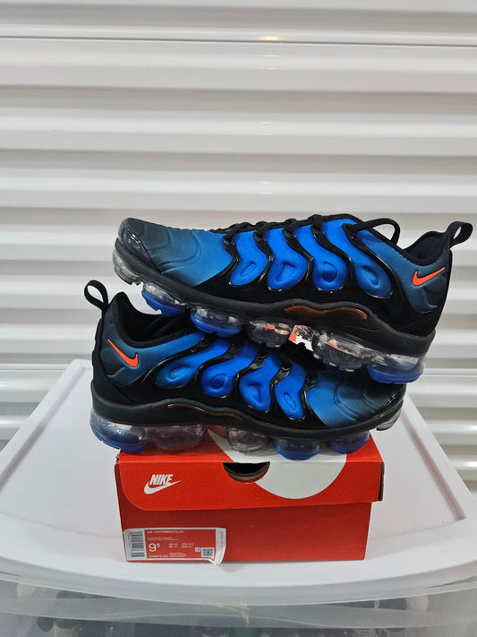 Size 9.5 - Knicks Vapormax's