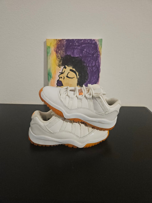 Size 11.5c - Kids Citrus Jordan 11's