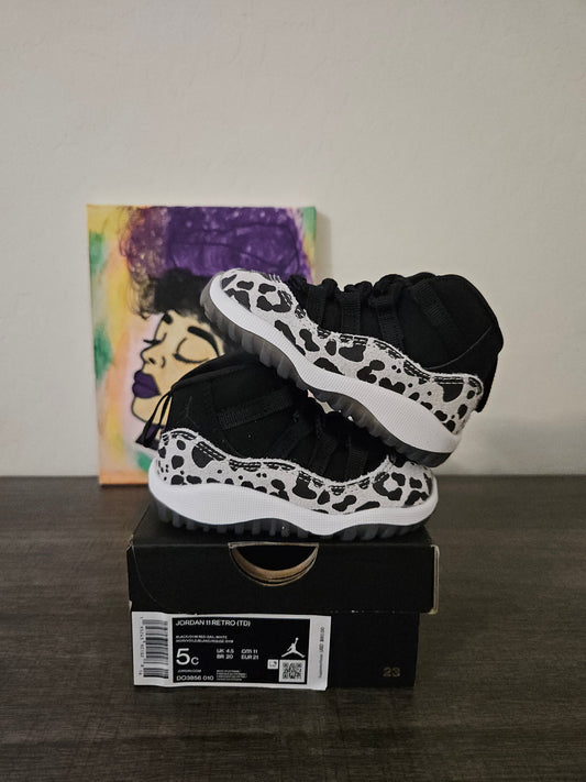 Size 5c - Kids Animal Jordan 11's