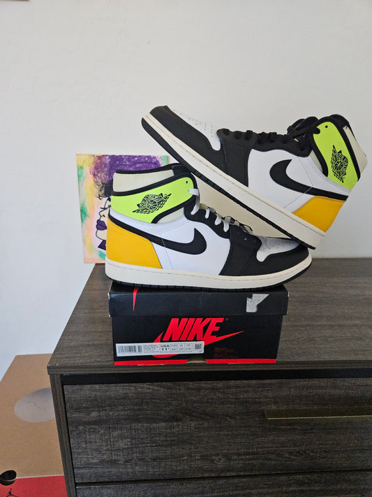 Size 11.5 - Volt Jordan 1's