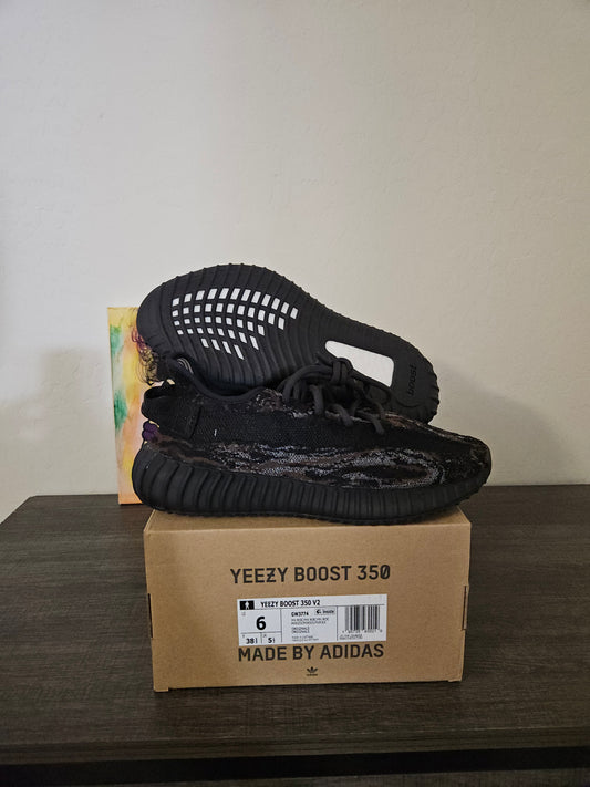 Size 6y - Youth Adidas Yeezy 350 Rock - $125