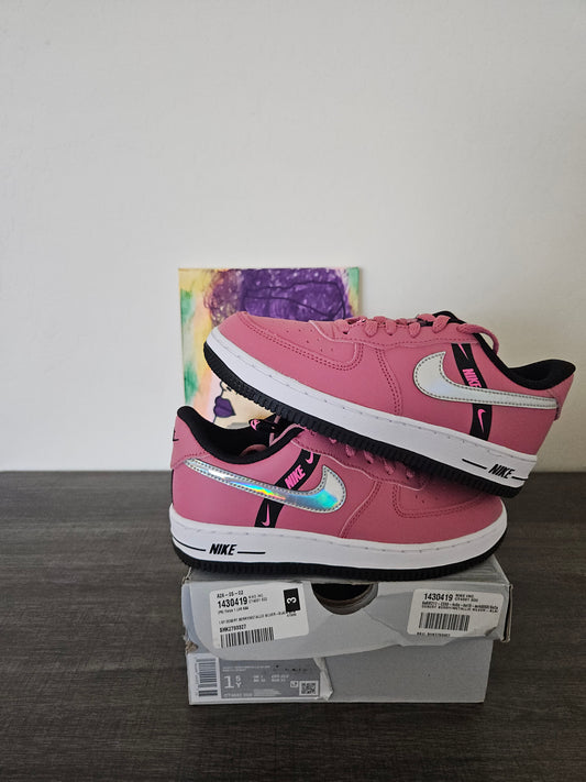 Size 1.5y - Kids Pink Nike Air Force One's
