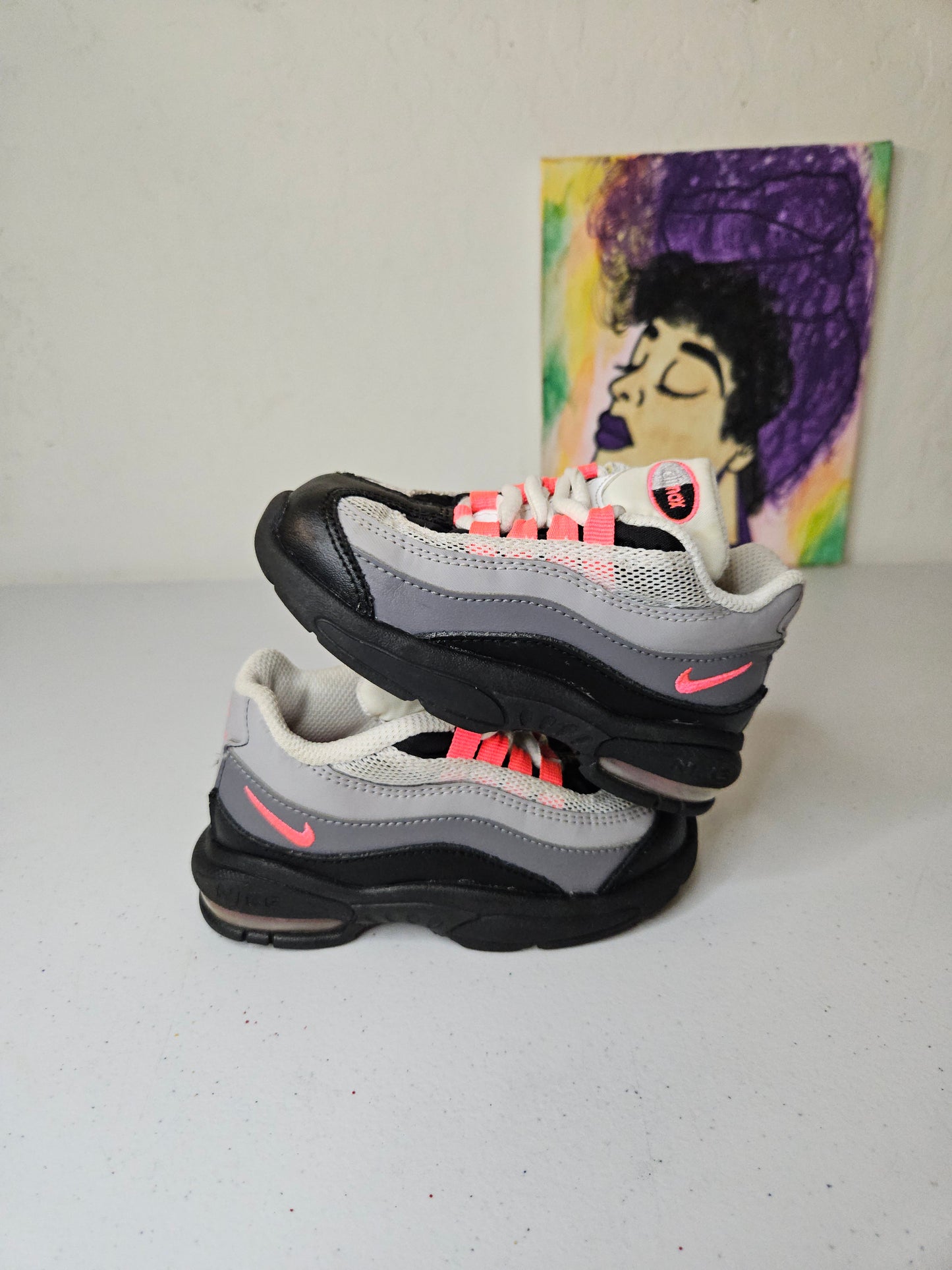 Size 7c - Kids Girls Nike Airmax's