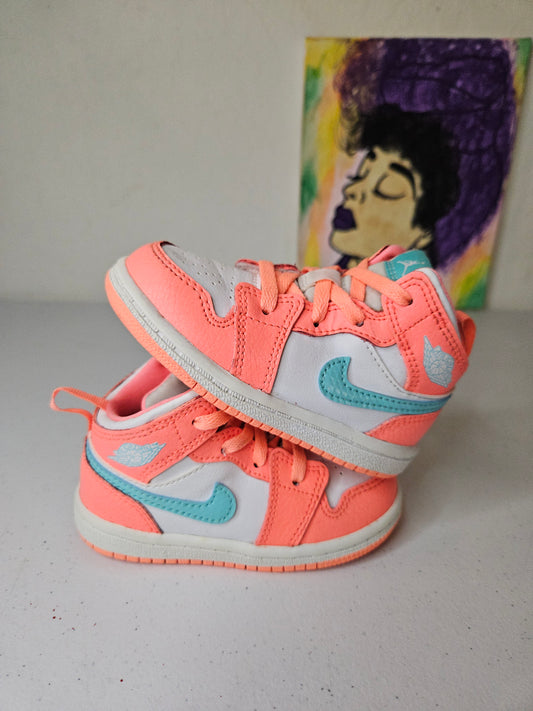 Size 6c - Kids Girls Jordan 1's