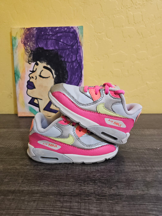 Size 7c - Kids Nike Airmax Sneakers