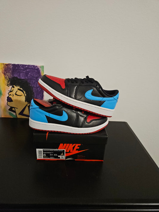 Size 6y - NC to CHI Jordan 1 Low's