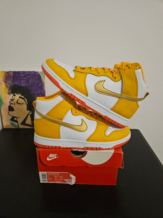 Size 5.5y (7w) - Uni Gold Nike Dunks