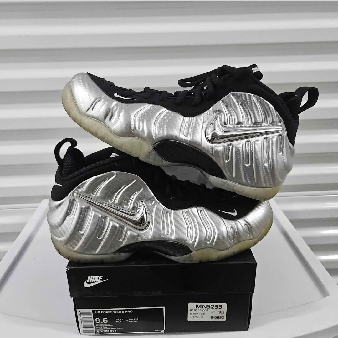 Size 9.5 - Silver Sulfur Foamposites