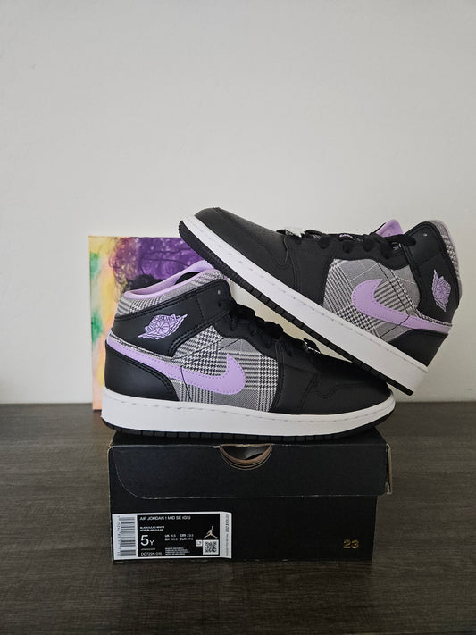 Size 5y - Plaid Purple Jordan 1's