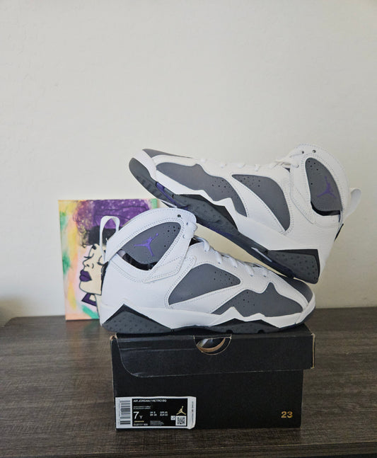 Size 7y - Flint Jordan 7's